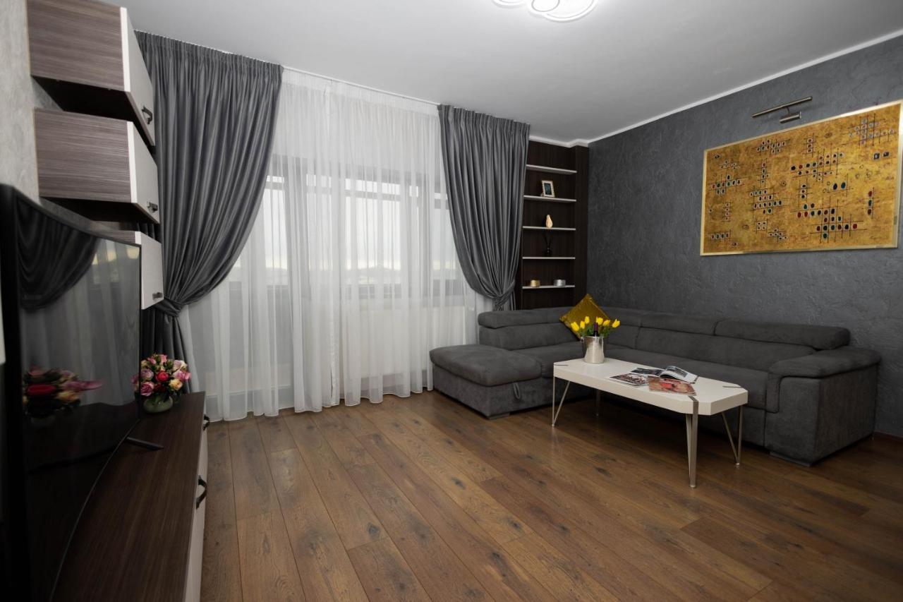 ヤシCentral Apartament 4アパートメント エクステリア 写真